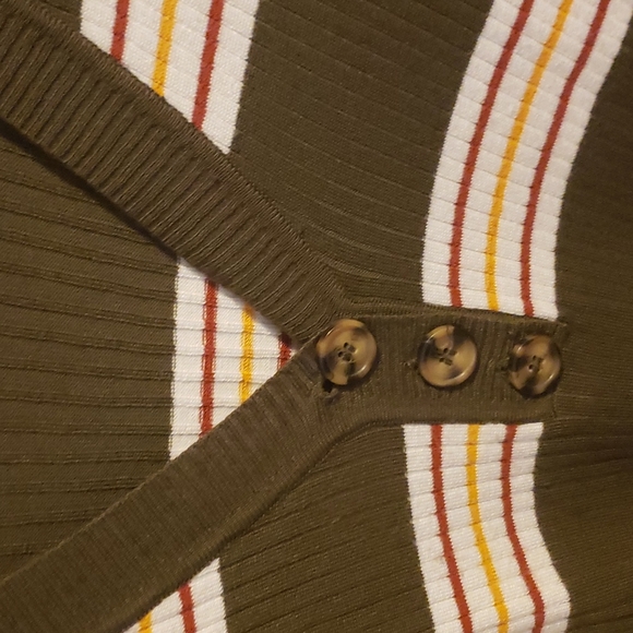 Army green & white stripe sweater - Picture 2 of 3